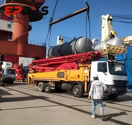 Packaging and shipment of pump trucks Packaging and shipment of pump trucks